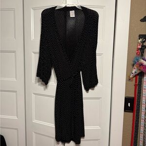 B&W polka dot robe